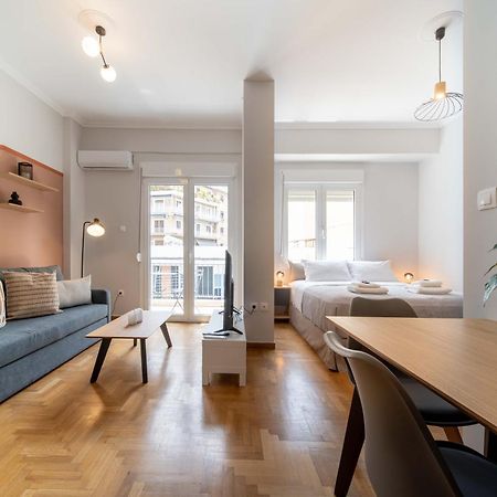 Aris123 By Smart Cozy Suites - Apartments In The Heart Of Athens - 5 Minutes From Metro - Available 24Hr Exterior foto