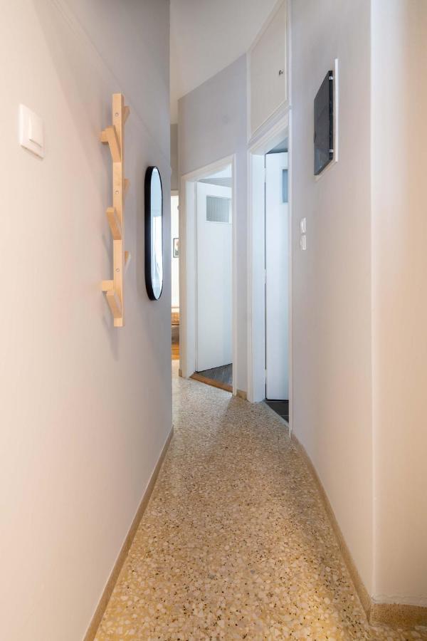 Aris123 By Smart Cozy Suites - Apartments In The Heart Of Athens - 5 Minutes From Metro - Available 24Hr Exterior foto